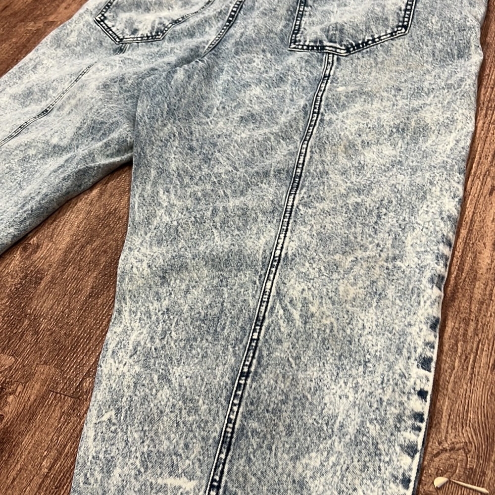 Eloquii Tie Waist Acid Wash High Waist Baggy Jeans - Picture 9 of 10